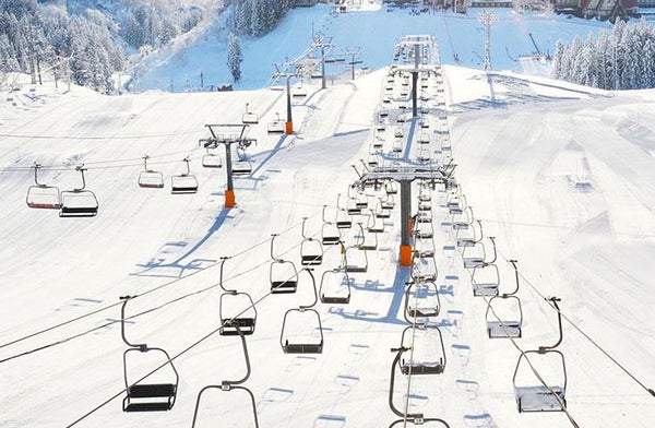 「旅せよ平日!キャンペーン」【往復新幹線指定席で行く】上越国際2泊3日【滞在中リフト入場券付】!レンタルセット&ウェア付【夕食・翌朝食付】2